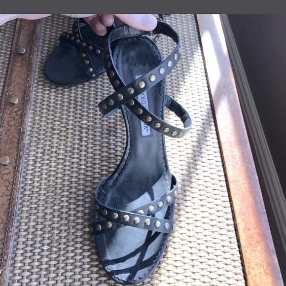 MANOLO Blahnik 39.5 Black Leather Strappy Laceup Studs Heels Sandals Goth Gold - Picture 7 of 7